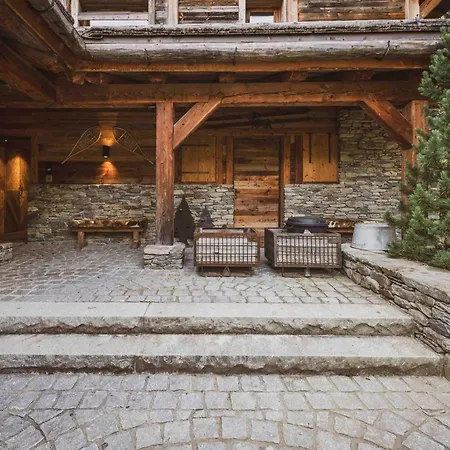 Avec Piscine, Animaux Ok, Vue Mont-blanc - 11 Pers. Chalet